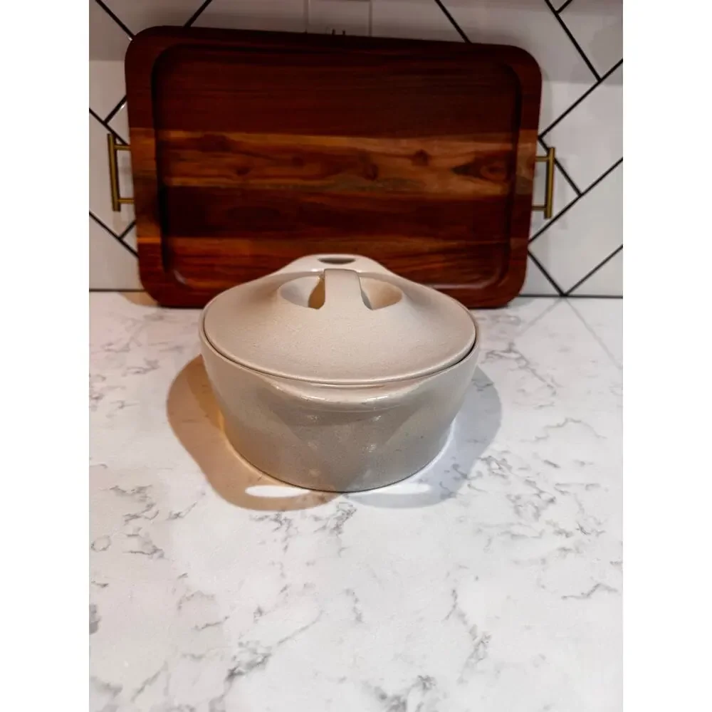 CorningWare Creations stoneware casserole dish cream sandstone w/matching lid